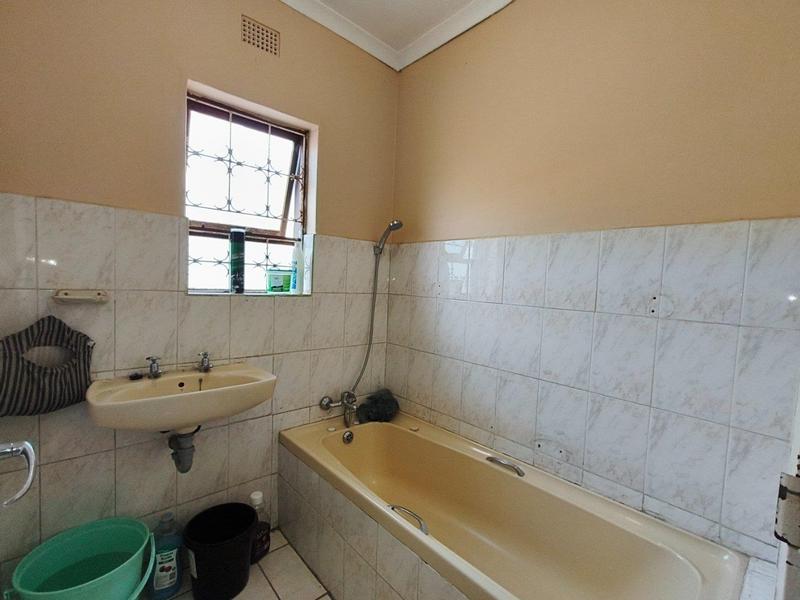 3 Bedroom Property for Sale in Mthata Eastern Cape